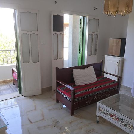 Hotel L'Hirondelle De Kelibia : Chez Amou Zimmer foto