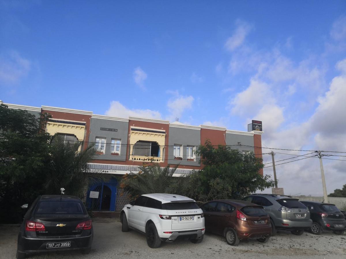 Hotel L'Hirondelle De Kelibia : Chez Amou Exterior foto