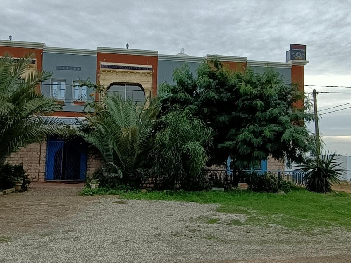 Hotel L'Hirondelle De Kelibia : Chez Amou Exterior foto