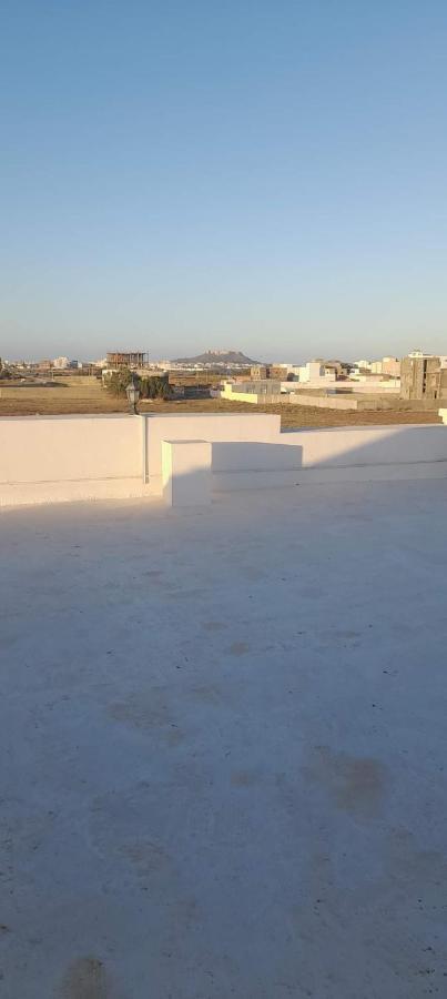 Hotel L'Hirondelle De Kelibia : Chez Amou Exterior foto