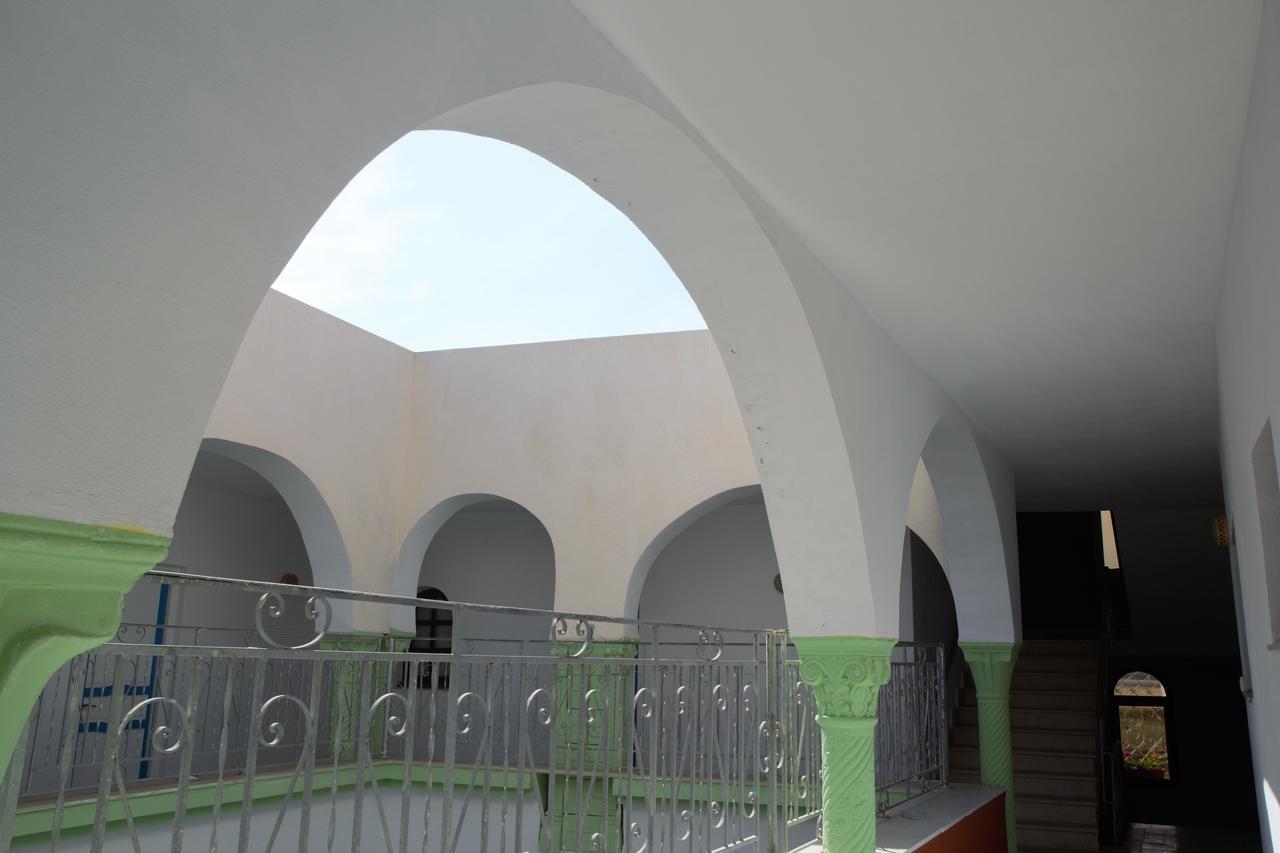 Hotel L'Hirondelle De Kelibia : Chez Amou Exterior foto