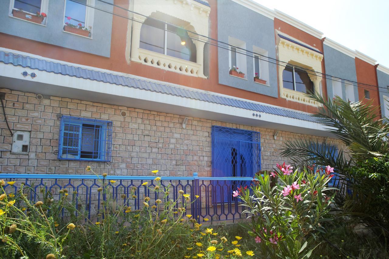Hotel L'Hirondelle De Kelibia : Chez Amou Exterior foto
